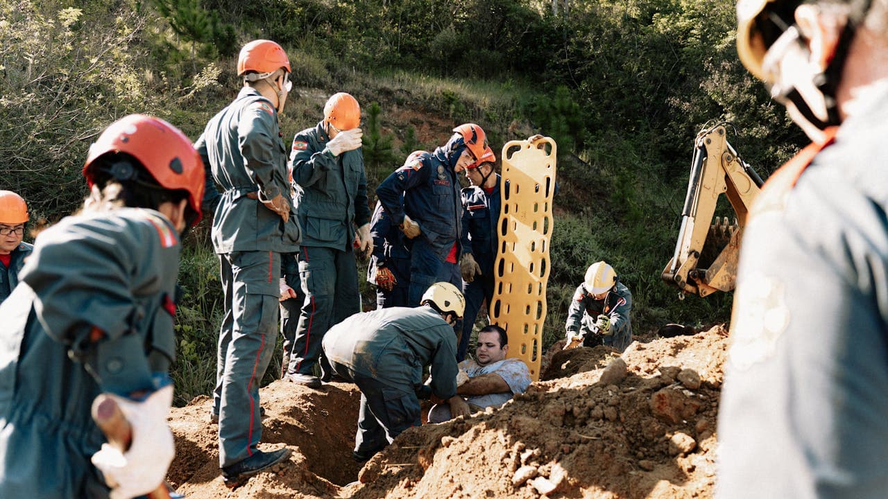 CAPTRS Challenges applied research and serious games for crisis preparedness